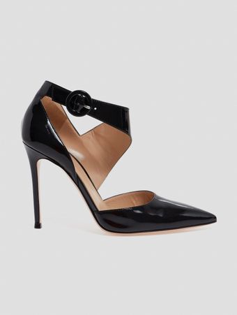 SCARPIN-VERNIZBICO-FINO-FCHADOFECHAMENTO-EM-FIVELATORNOZE-PRETO