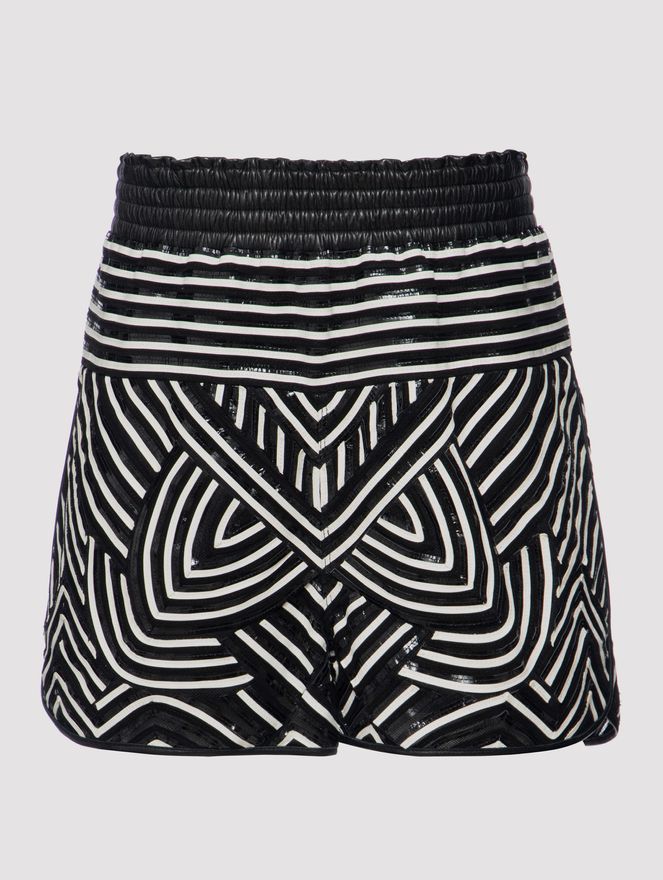 SHORT-CURTO-LISTRADO-BORDADO-COM-ELASTICO-NA-CINTURA-PRETO-BRANCO