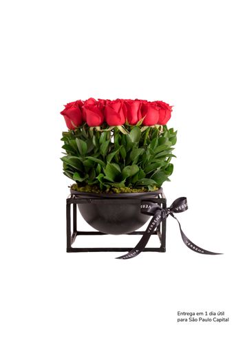 Vaso-Dali-com-Rosas-Vermelhas