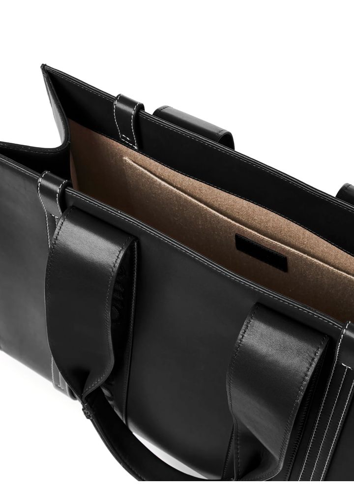 CHC22WS383I60001-BOLSA-MEDIUM-TOTE-BAG-BLACK
