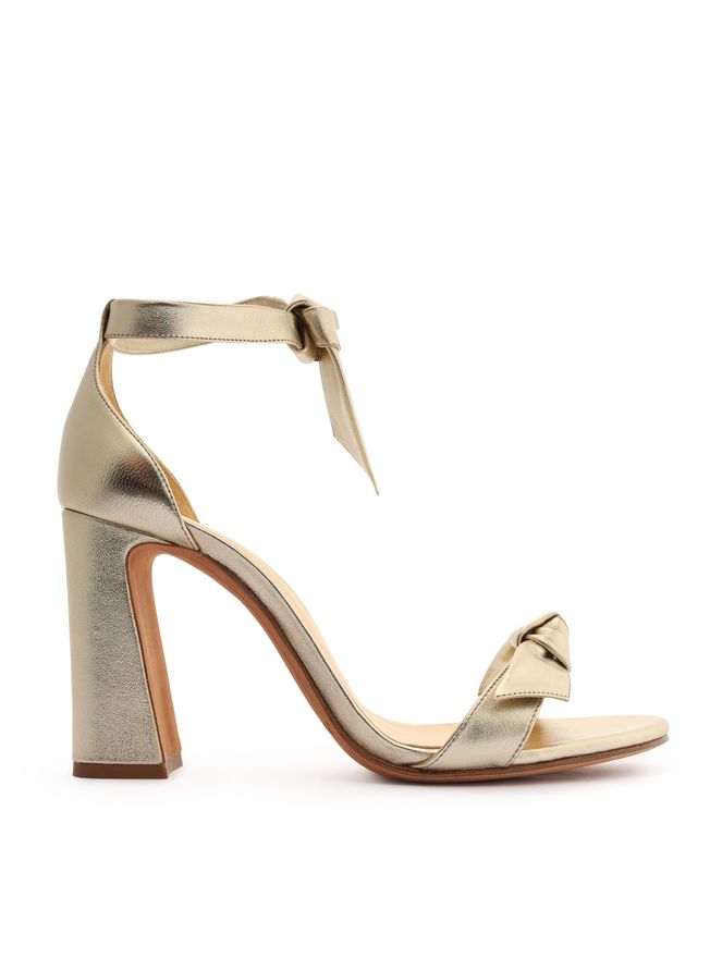 Sandalia-Clarita-Curve-90-Dourada