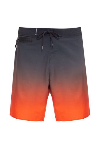 Bermuda-Surf-Gradiente-Pro