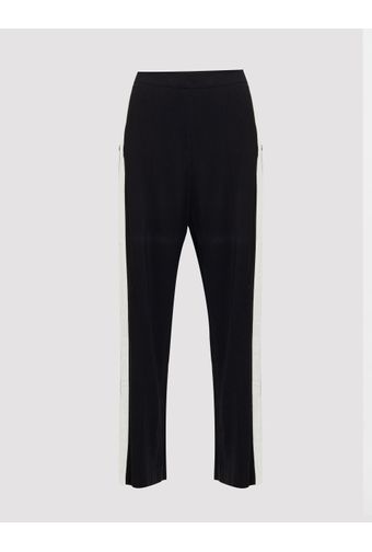 Calca-Reta-Botoes-Preto