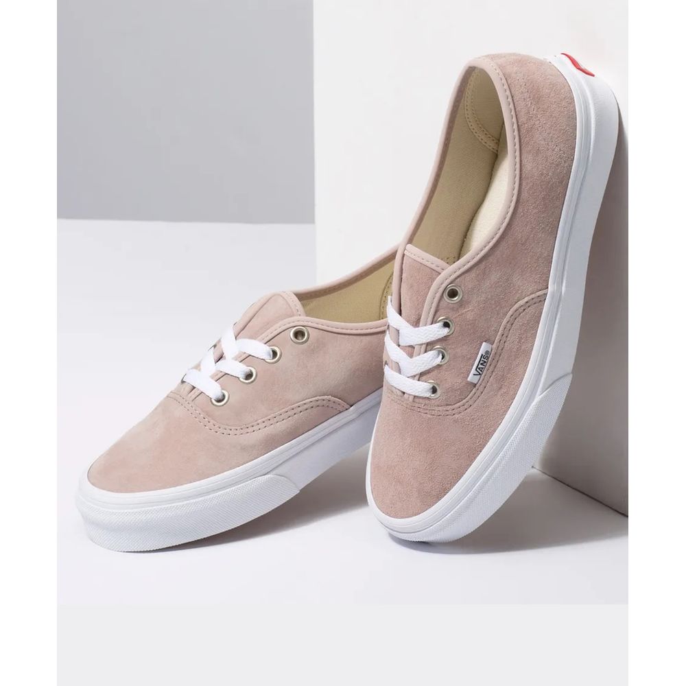 tênis authentic pig suede